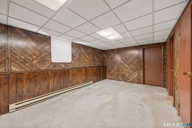 39 Munson Avenue, Waterbury, CT 06705
