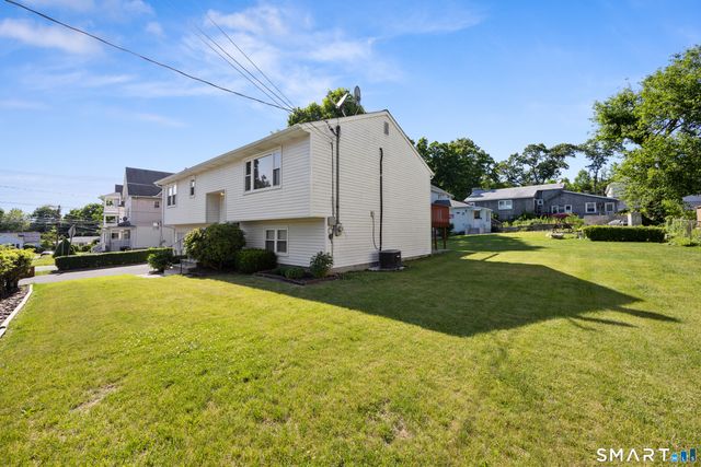 39 Munson Avenue, Waterbury, CT 06705