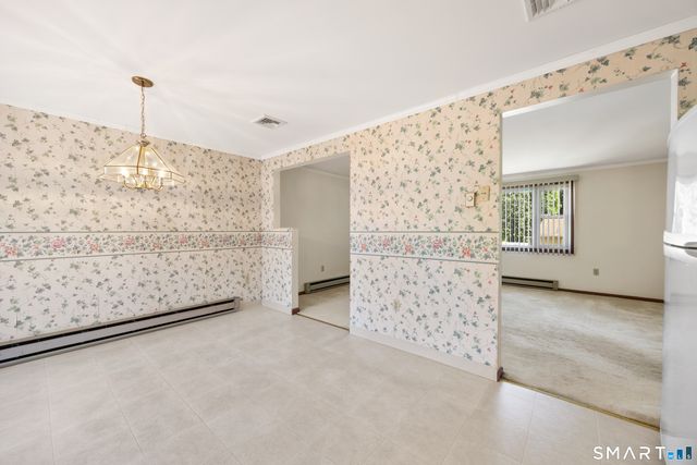 39 Munson Avenue, Waterbury, CT 06705