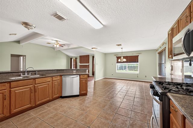 5120 Williams School Road, Needville, TX 77461