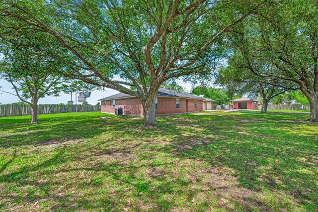 5120 Williams School Road, Needville, TX 77461