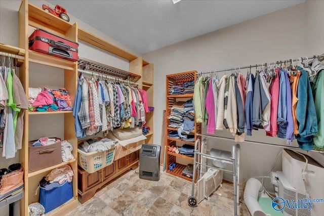 11906 Poplar Hill Lane, Athens, AL 35611