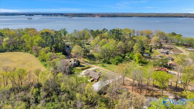 11906 Poplar Hill Lane, Athens, AL 35611