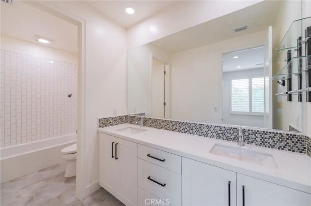 120 Lomita, Irvine, CA 92618