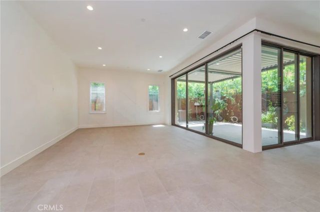 120 Lomita, Irvine, CA 92618