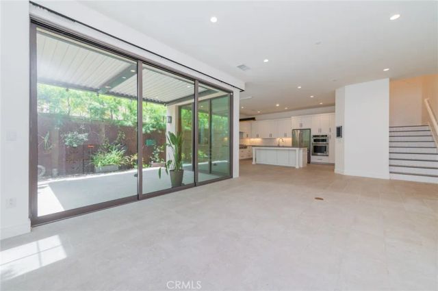 120 Lomita, Irvine, CA 92618