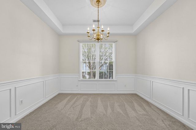 6922 WALNUT HILL DR, Gainesville, VA 20155