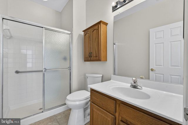 6922 WALNUT HILL DR, Gainesville, VA 20155