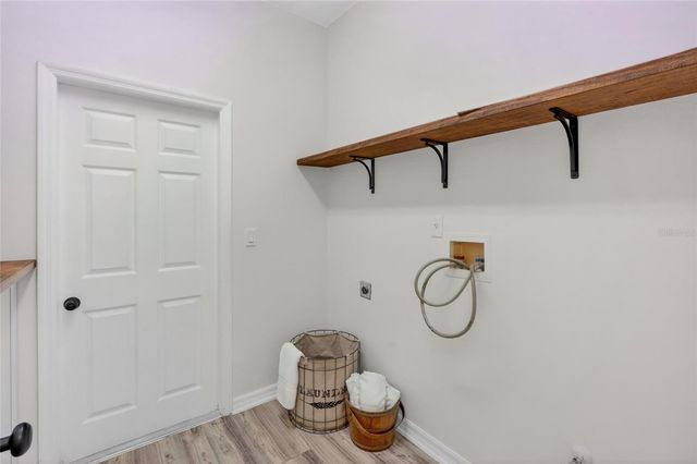 1305 WINDY BLUFF DRIVE, Minneola, FL 34715