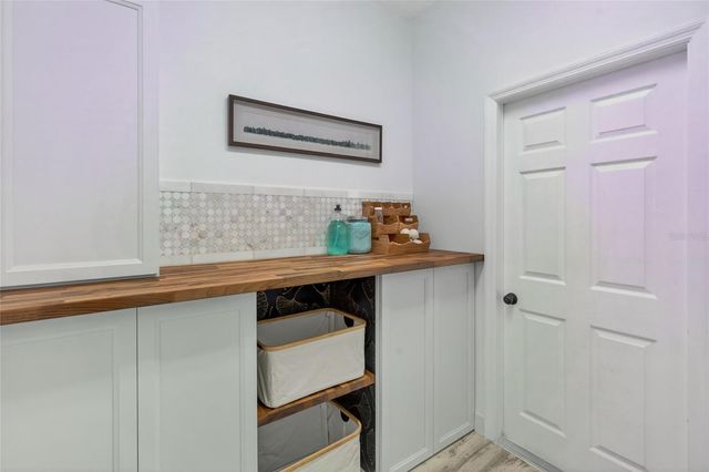 1305 WINDY BLUFF DRIVE, Minneola, FL 34715