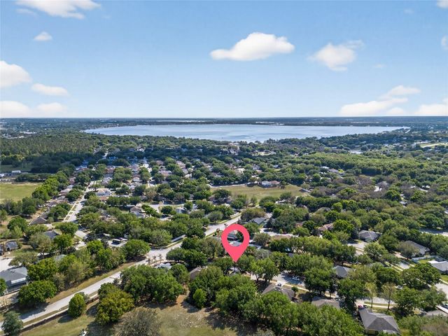 1305 WINDY BLUFF DRIVE, Minneola, FL 34715