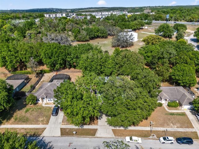 1305 WINDY BLUFF DRIVE, Minneola, FL 34715