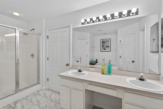 1305 WINDY BLUFF DRIVE, Minneola, FL 34715