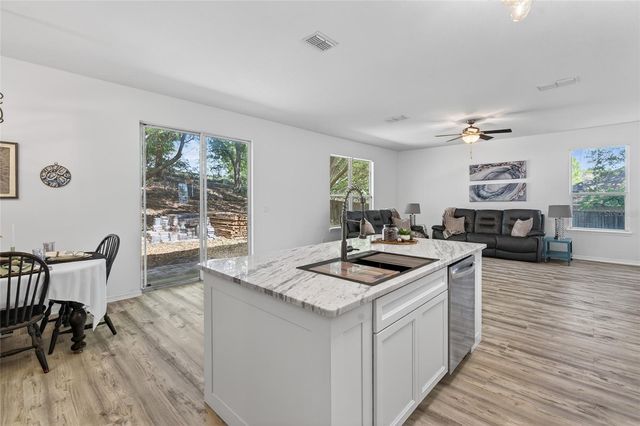 1305 WINDY BLUFF DRIVE, Minneola, FL 34715