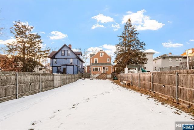 313 Elm Avenue, Bogota, NJ 07603