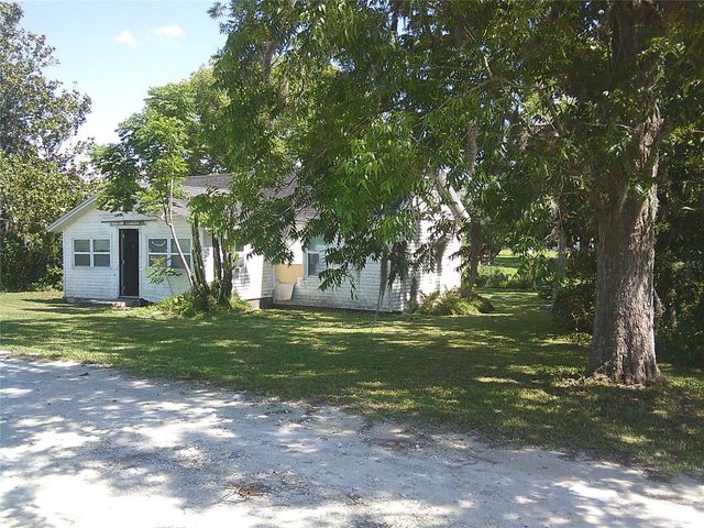 11951 WICHERS LANE, San Antonio, FL 33576