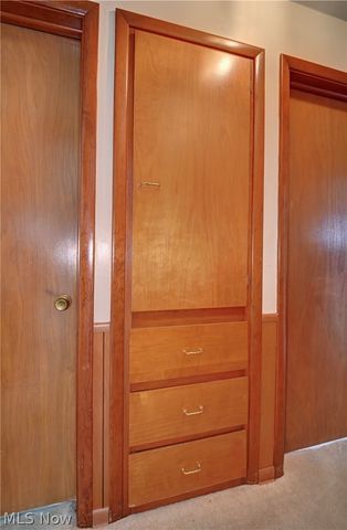 1133 Clearmount Avenue SE, North Canton, OH 44720