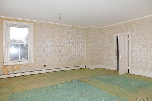 853 Salt Point Turnpike, Poughkeepsie, NY 12601