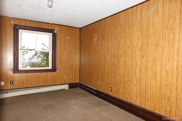 853 Salt Point Turnpike, Poughkeepsie, NY 12601