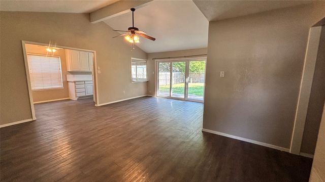 1117 High Point Road, Arlington, TX 76015