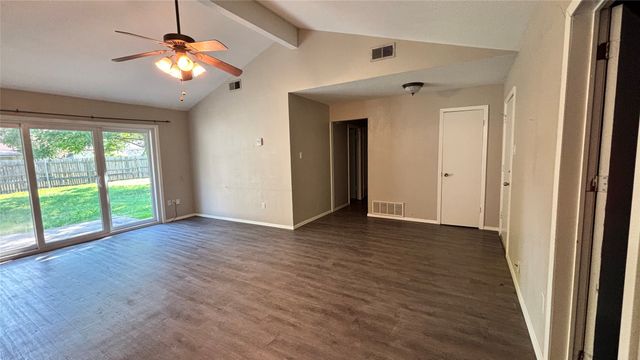 1117 High Point Road, Arlington, TX 76015