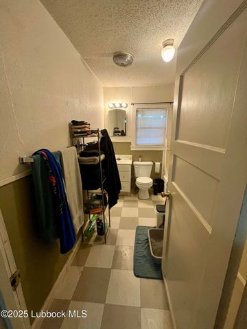 2819 35th Street, Lubbock, TX 79413