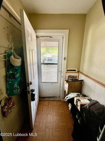 2819 35th Street, Lubbock, TX 79413