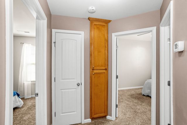 304 Sheffield Dr, White House, TN 37188