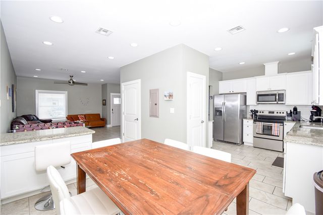 14303 Ridley Way, Corpus Christi, TX 78418