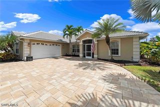 28910 Winthrop CIR, Bonita Springs, FL 34134