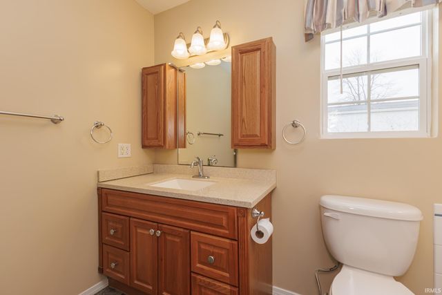 6600 W Jones Road, Muncie, IN 47302