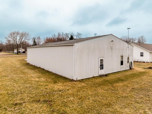 6600 W Jones Road, Muncie, IN 47302