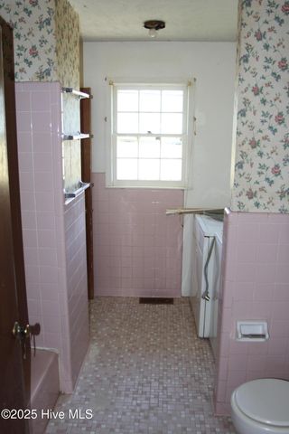 80 N Elmhurst Street, Clarkton, NC 28433