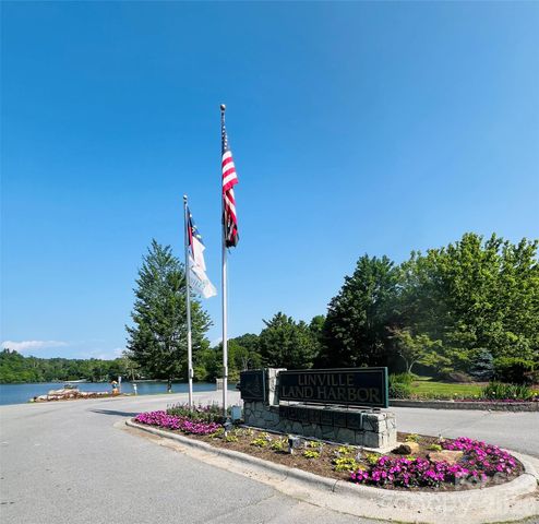 229 Spring Brook Road, Newland, NC 28657