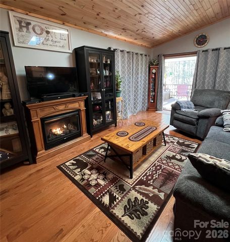 229 Spring Brook Road, Newland, NC 28657