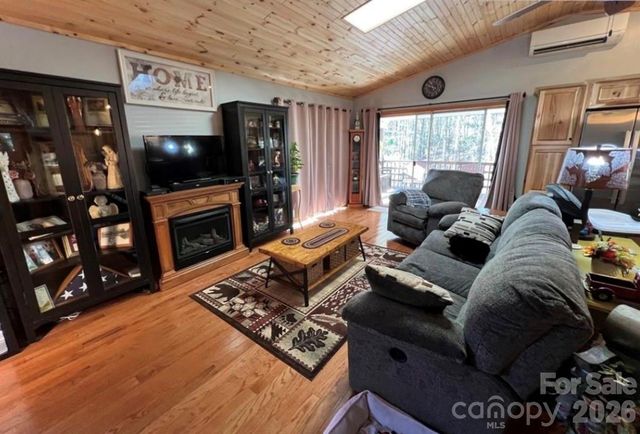 229 Spring Brook Road, Newland, NC 28657