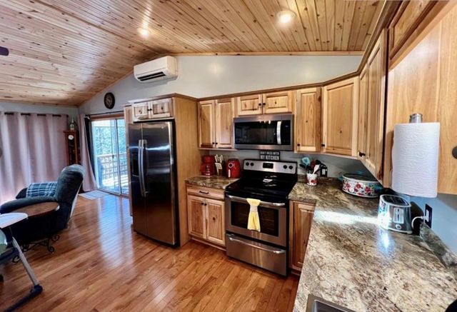 229 Spring Brook Road, Newland, NC 28657