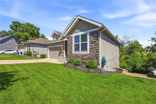 23152 W 126 Street, Olathe, KS 66061