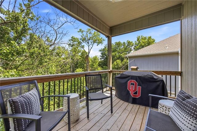 23152 W 126 Street, Olathe, KS 66061