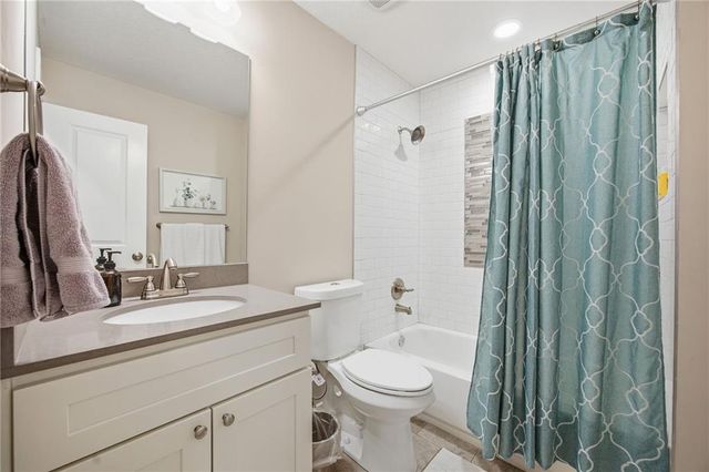 23152 W 126 Street, Olathe, KS 66061