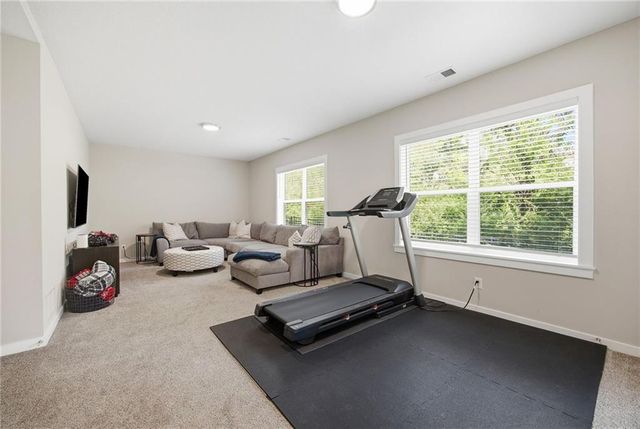 23152 W 126 Street, Olathe, KS 66061