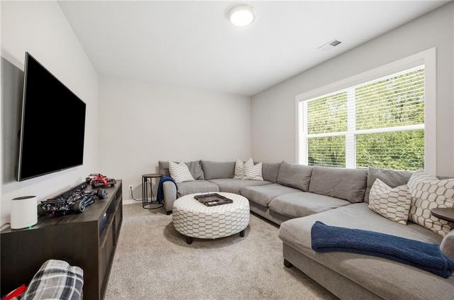 23152 W 126 Street, Olathe, KS 66061