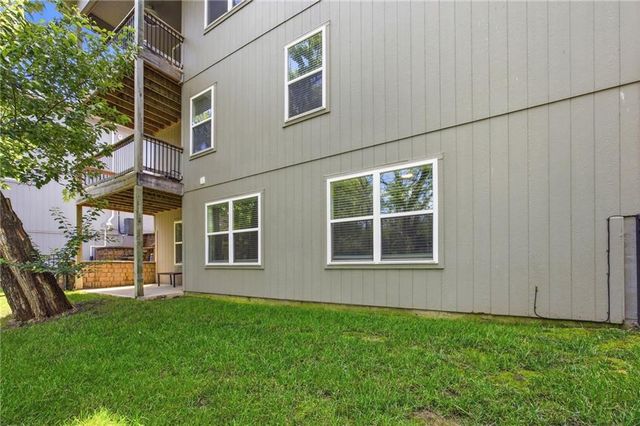 23152 W 126 Street, Olathe, KS 66061