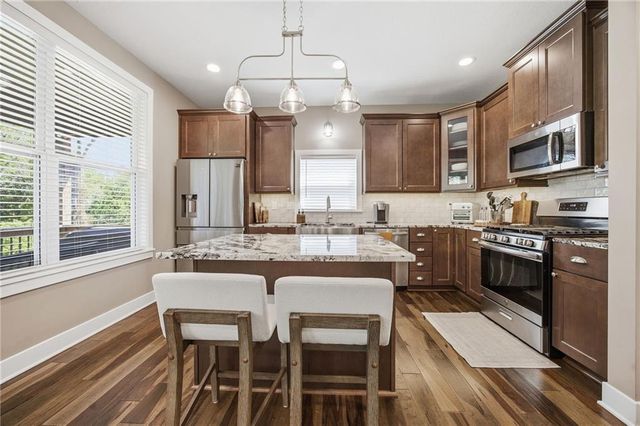 23152 W 126 Street, Olathe, KS 66061