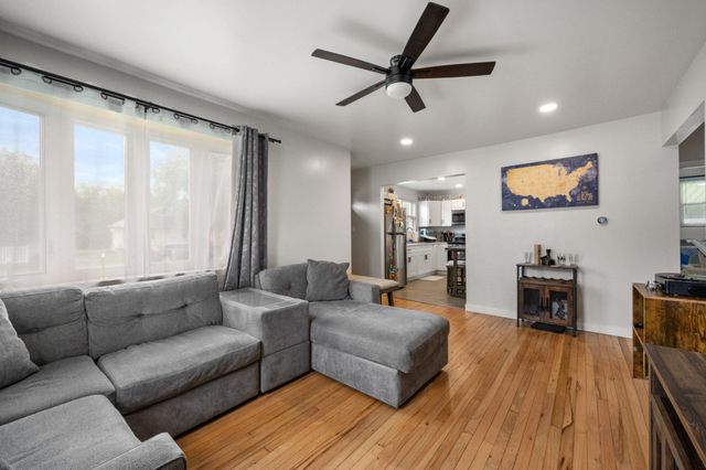 338 LIBERTY AVE, Mount Ephraim, NJ 08059