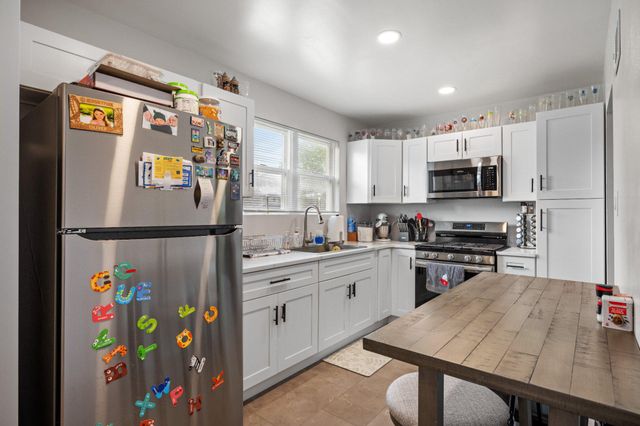 338 LIBERTY AVE, Mount Ephraim, NJ 08059