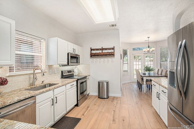 13812 Riverbank Pass, Helotes, TX 78023