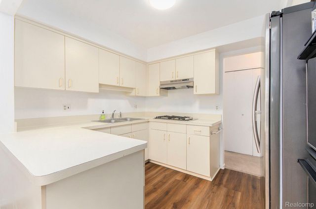4243 Breckenridge Drive, West Bloomfield Charter Township, MI 48322