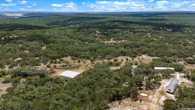 916 private road 2532, Mico, TX 78056