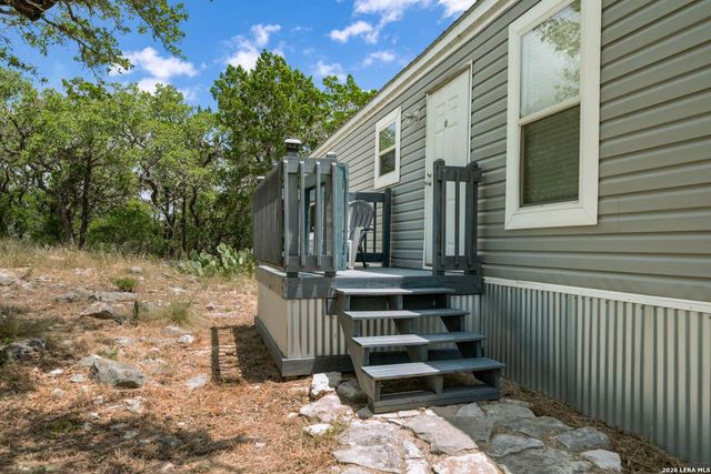 916 private road 2532, Mico, TX 78056